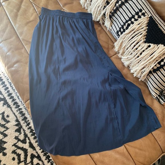 H&M Dresses & Skirts - Silky blue slit midi maxi skirt